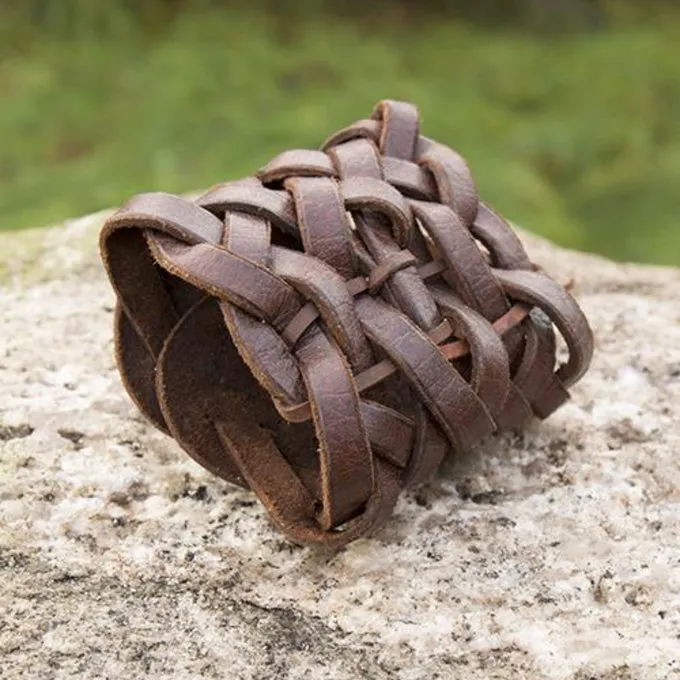 Epic Armoury Gewebtes Lederarmband, Braun 3 Epic Armoury Gewebtes Lederarmband, Braun – Bild 3