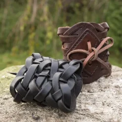 Epic Armoury Gewebtes Lederarmband, Braun 7 Epic Armoury Gewebtes Lederarmband, Braun -Mittelalter Mode Geschaft gewebtes lederarmband braun 3