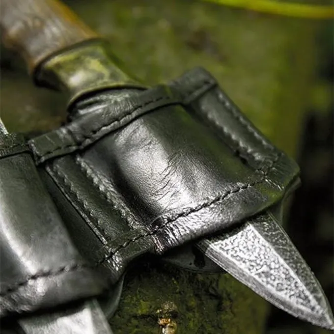 Epic Armoury Halter Für LARP Wurfmesser Schwarz, Inkl. 3 Messer 4 Epic Armoury Halter Für LARP Wurfmesser Schwarz, Inkl. 3 Messer – Bild 4