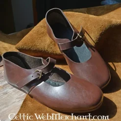 Ulfberth Norman Poulaines Mit Schnalle -Mittelalter Mode Geschaft norman poulaines mit schnalle 2