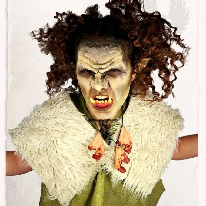 Mytholon Orkzähne. 1 Mytholon Orkzähne.