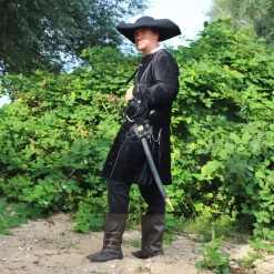 Leonardo Carbone Piratenmantel Samt, Schwarz -Mittelalter Mode Geschaft piratenmantel samt schwarz 5