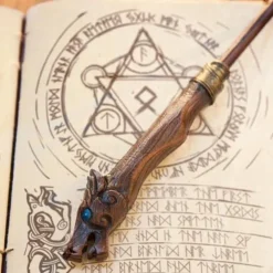 Halloween-Werbegeschäft -Mittelalter Mode Geschaft zauberstab fafnir braun 1